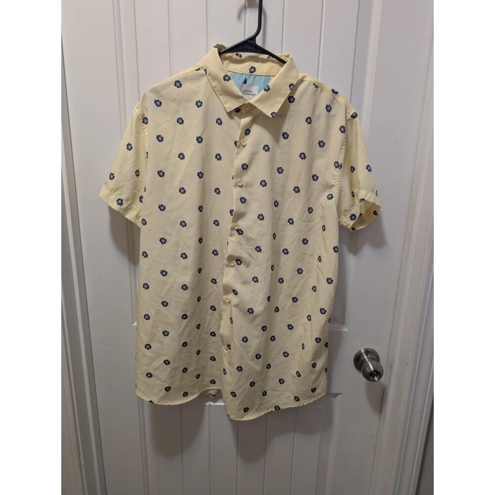 Essex Crossing Yellow Blue Floral Hawaiian Buttoned Down Shirt Men's Size M